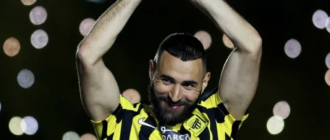 بنزيمة يتألق بثلاثية ويقود الاتحاد لفوز ساحق على الوحدة 7-1