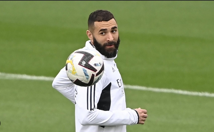 كرر مبابي إنجازا نادرا في ريال مدريد لم يحققه سوى بنزيمة في السابق.