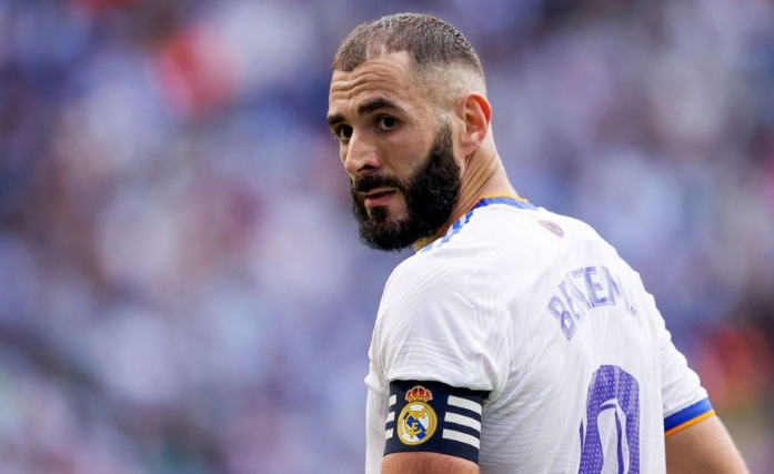 هدف بنزيمة ساعد الاتحاد على انتزاع النصر على التعاون في نهاية المباراة