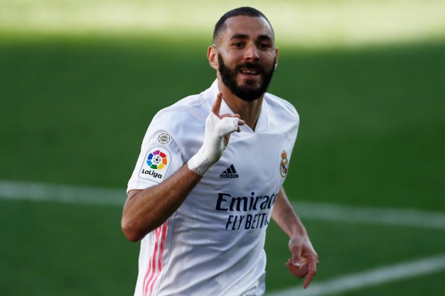 ميسي وسواريز ونيمار هم أفضل ثلاثي هجومي في أوروبا في هدف القرن 21