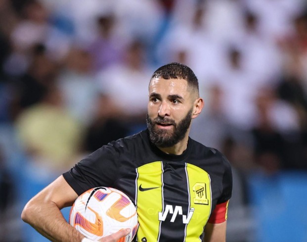 هزم الاتحاد الرائد وأصبح بطل المملكة العربية السعودية قبل الموعد المحدد