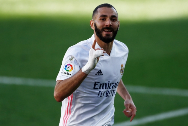 رد لاعب خط الوسط عوارد ، الذي لعب مع ليون ، على احتفاظ النادي بالدوري الفرنسي 1
